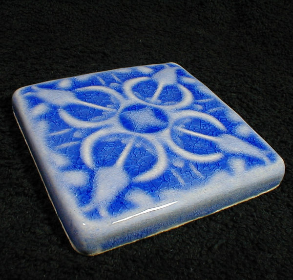 4 x 4 tulip tile - Mediterranean Blue