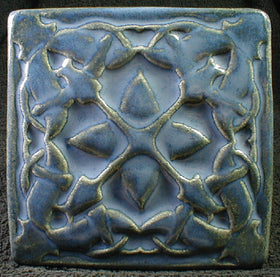 6 x 6 Tulip tile with deep relief - Blue/Grey