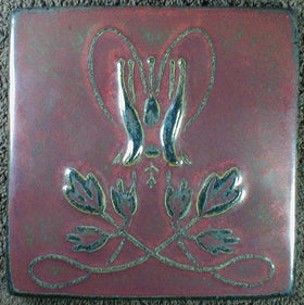 6 x 6 Columbine flower tile - Bordeaux