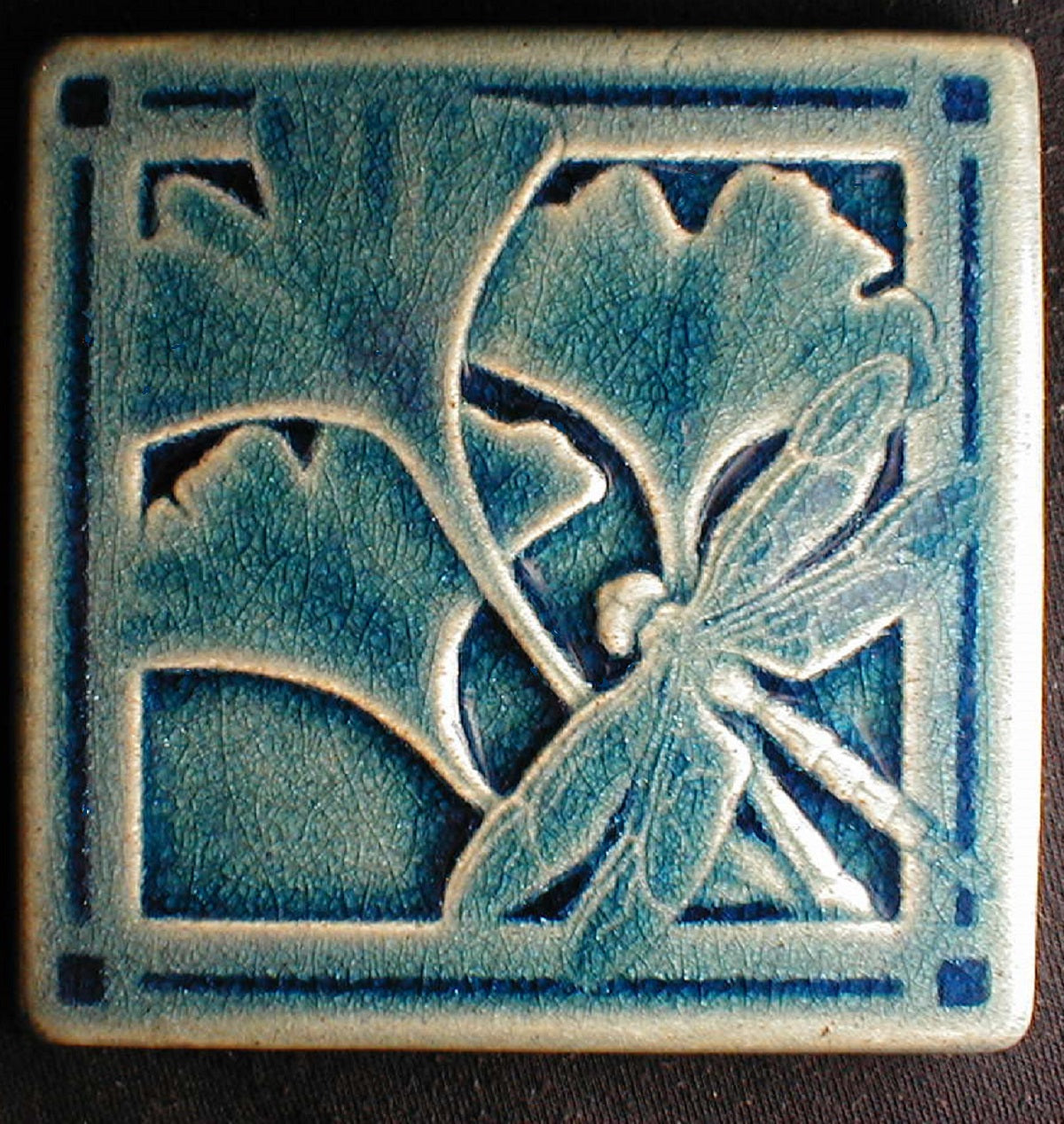 4 x 4 Gingko and dragonfly tile - Caribbean Blue
