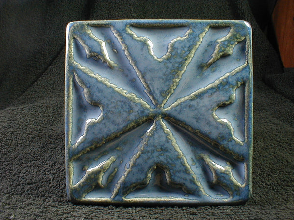 6 x 6 Celtic cross tile - Blue/Grey