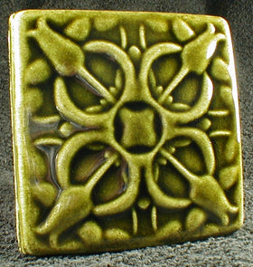 4 x 4 tulip tile - Vintage Green