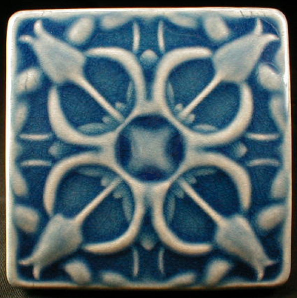 4 x 4 Tulip tile - Hawaiian Blue