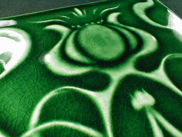 6 x 6 Art Nouveau flower tile in glossy dark green glaze - Conifer Green